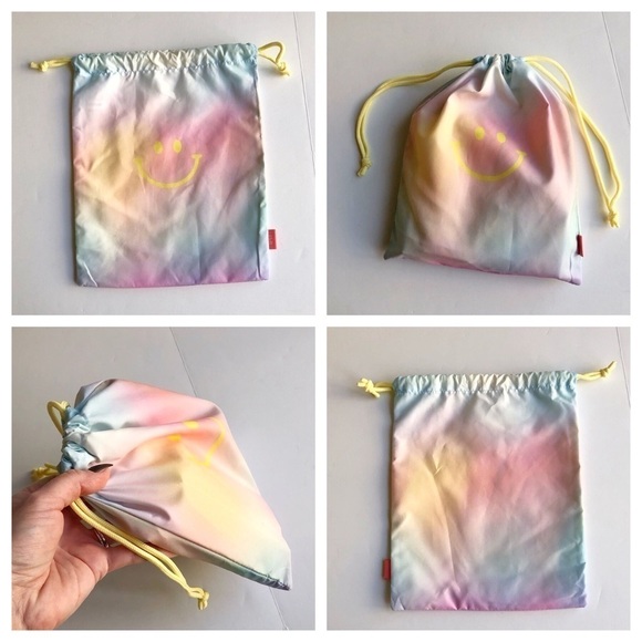 Makeup Bundle - Picture 8 of 8